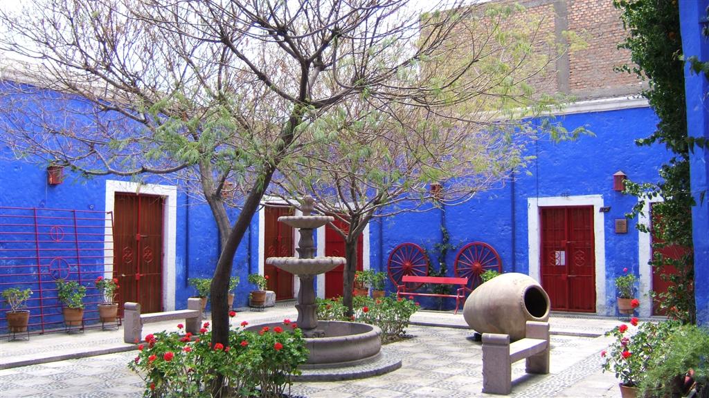 Blue courtyard off the plaza