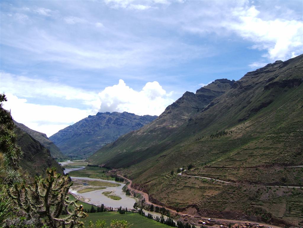 Urubamba river running through the sacred valley