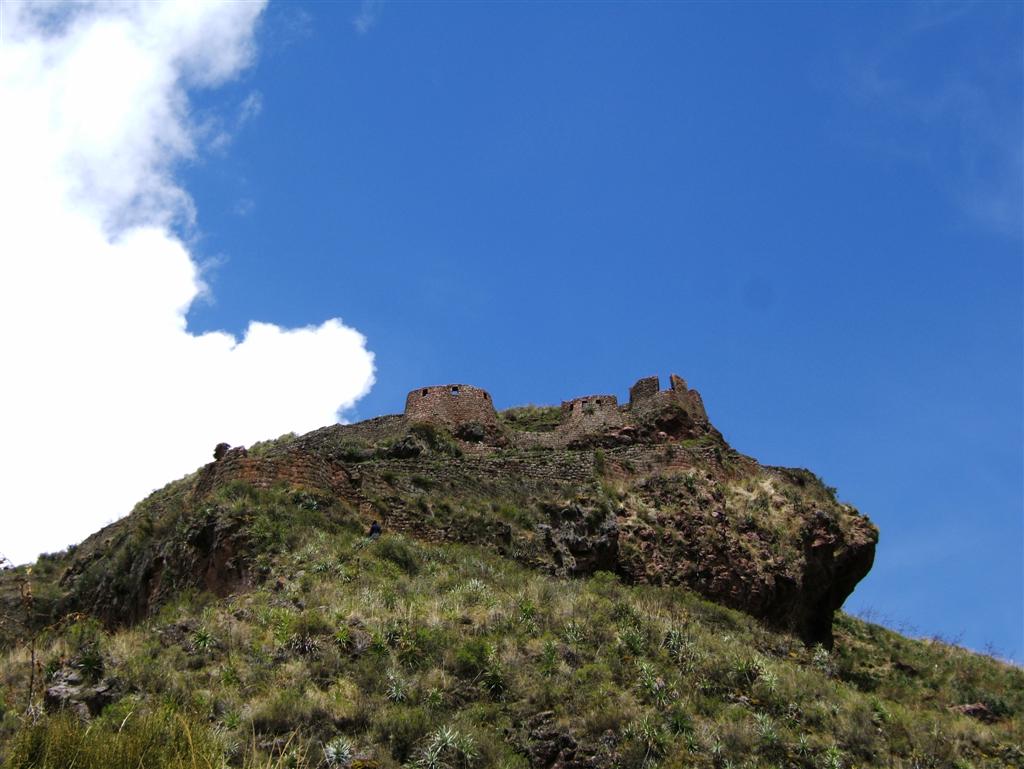 Inka buildings at the top of Pisaq