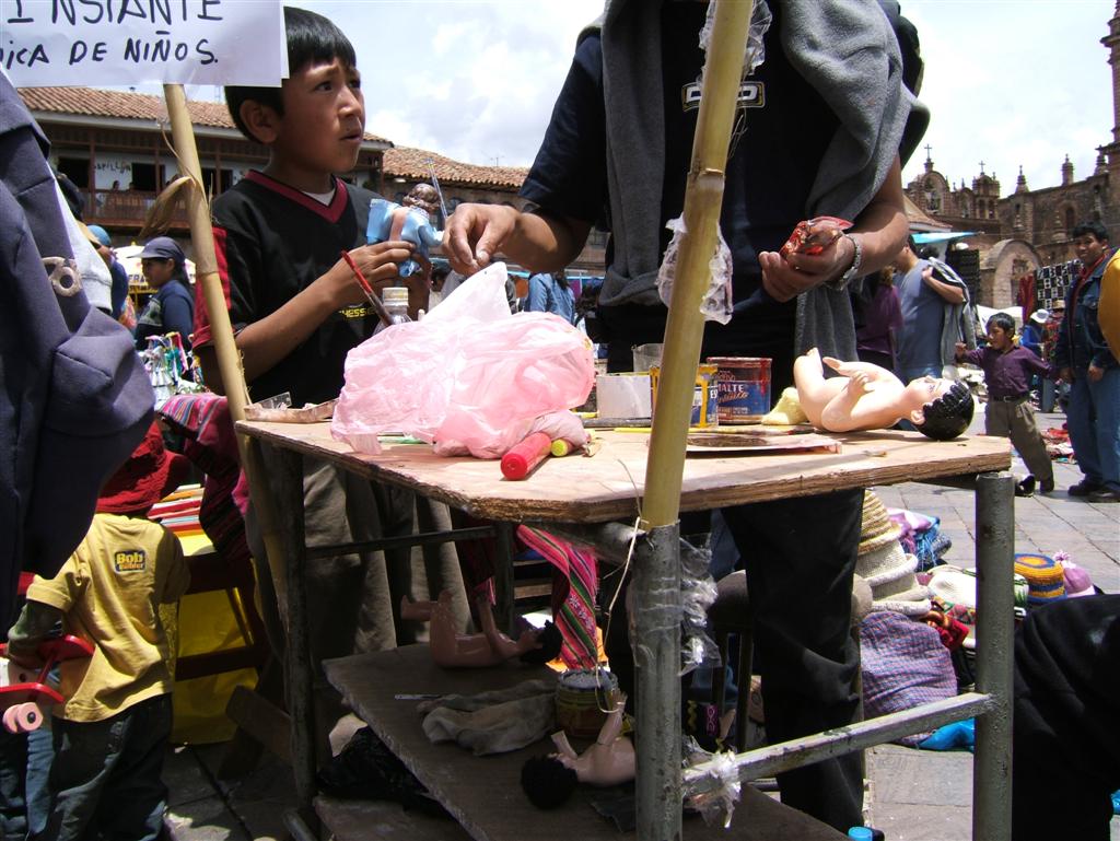 Baby jesus repair stand