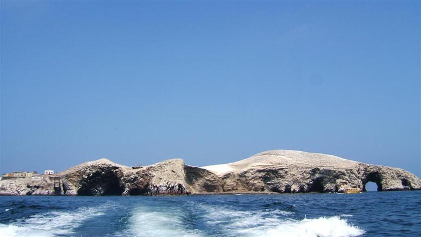 Leaving the Ballestas Islands