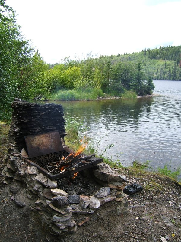 Lunch and a fire on the big island