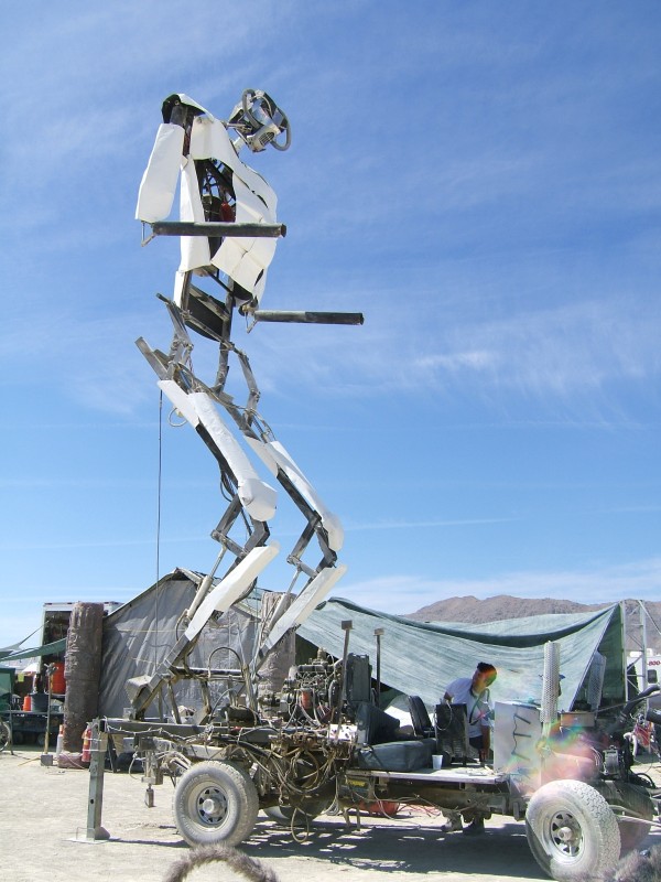 20 foot-fire-shooting robot