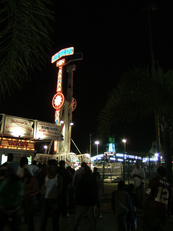 Nighttime rides and vendors at Adams Avenue Street Fair