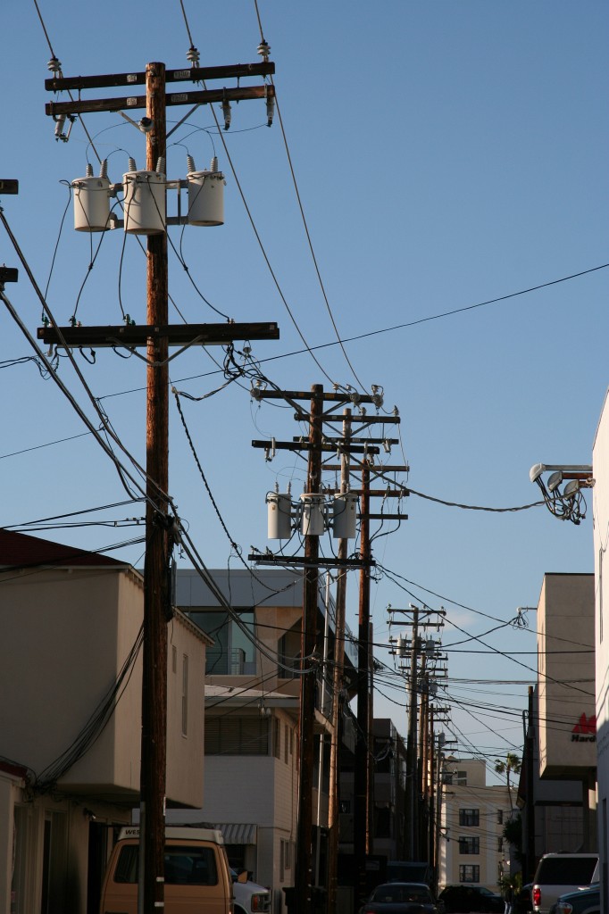 La Jolla power lines