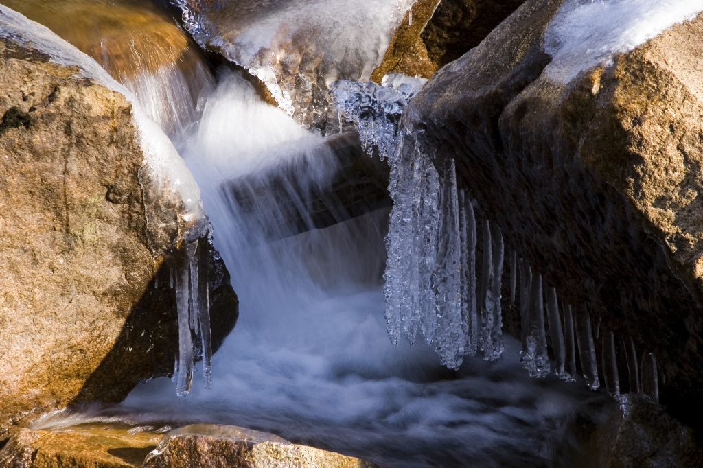 Ice in the streams flowing from Mirror Lake