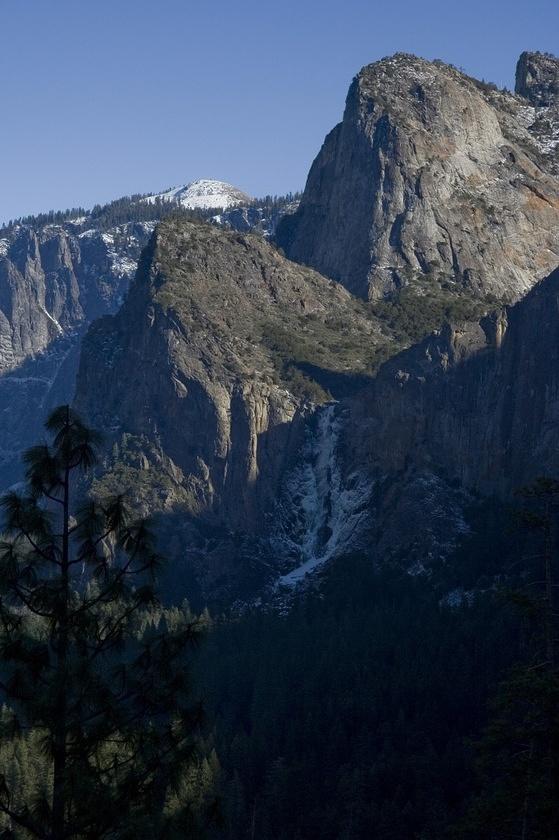 Bridalveil Falls from the Wawona Tunnel Overlook