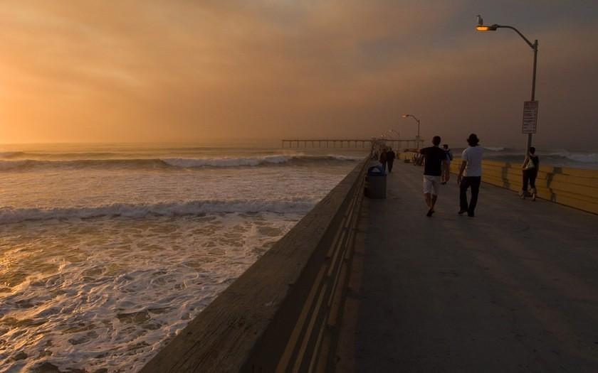 Ocean Beach pier and smoke haze