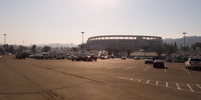 Qualcomm Stadium parking lot filled with evacuees