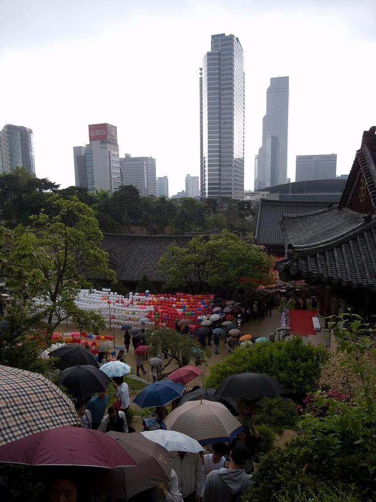 Bongeun-sa temple and skyline