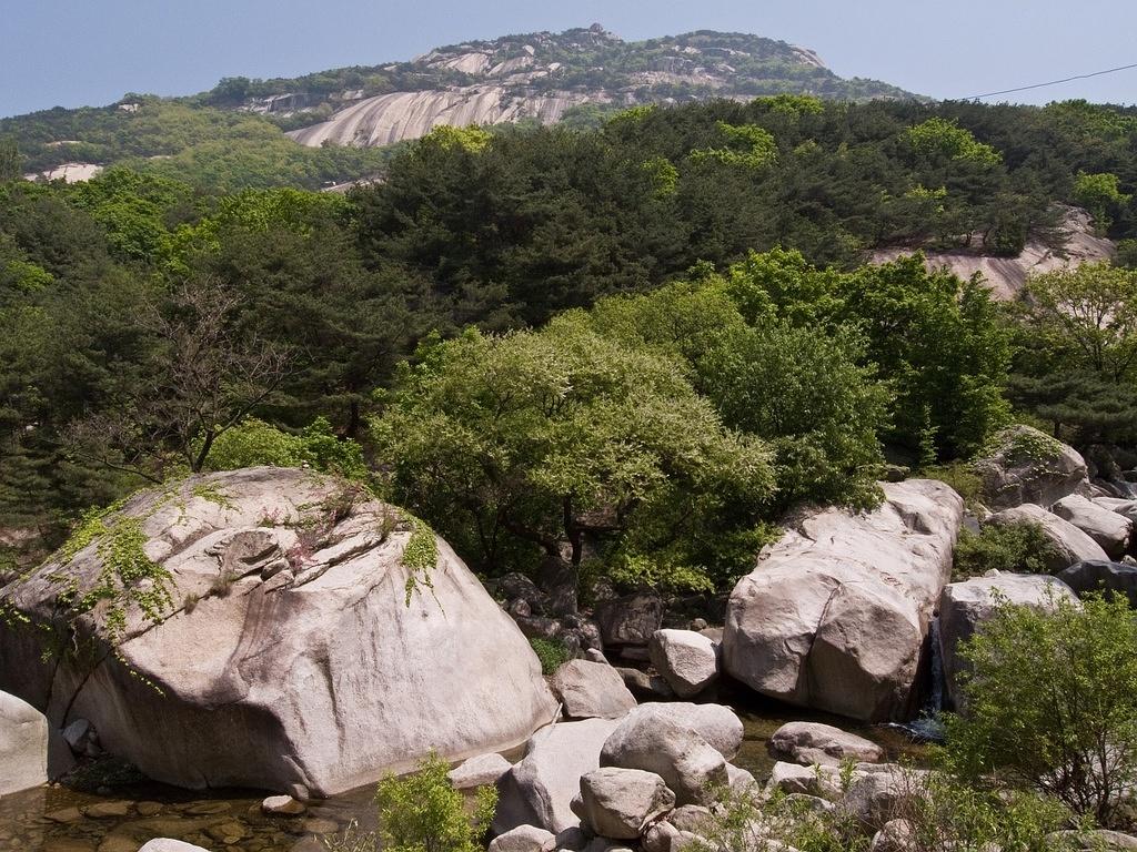 Our first look at Wonhyobong peak