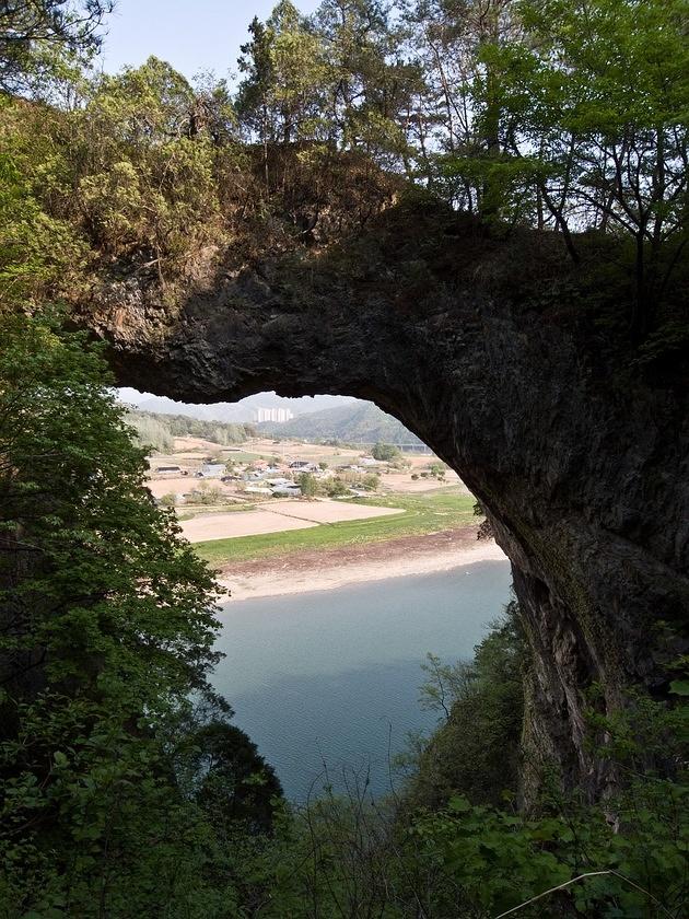 Seongmun (stone gate)