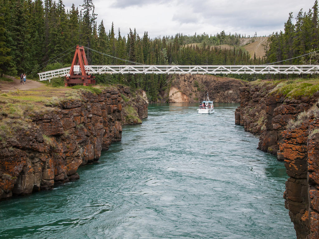 MV Schwatka under the bridge