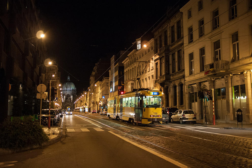 Looking north on Koningsstraat