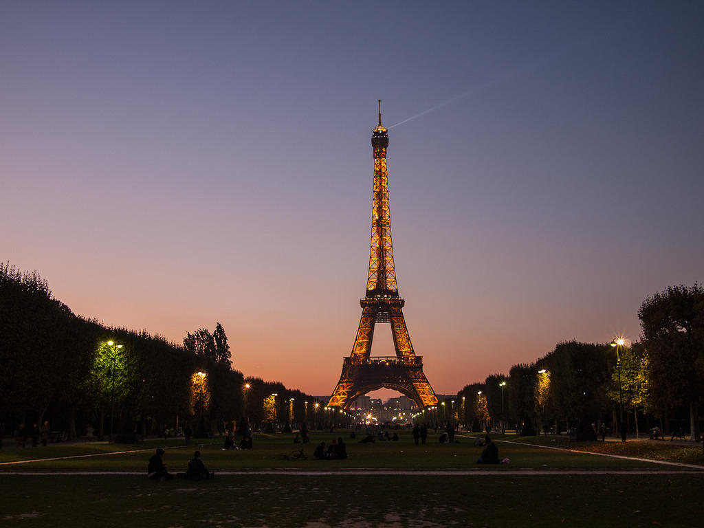 Eiffel tower from parc du Cahmps de Mars