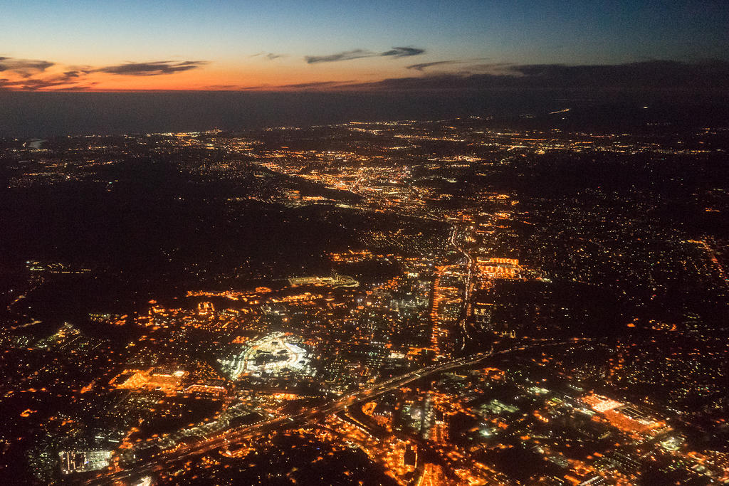 Beechcraft Duchess sunset flight