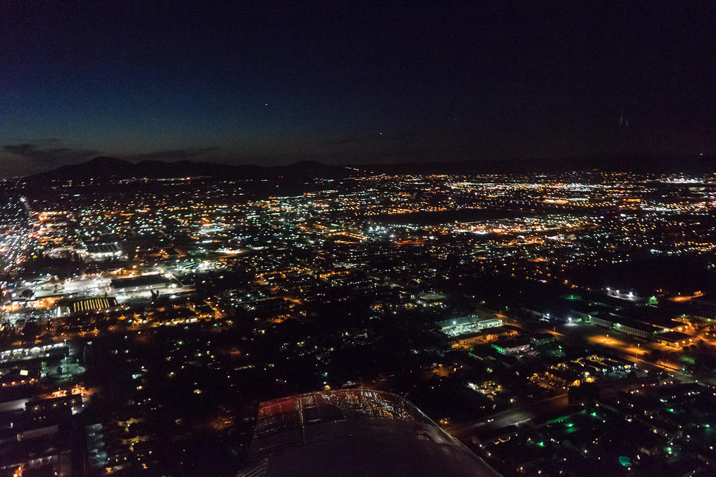 Beechcraft Duchess sunset flight