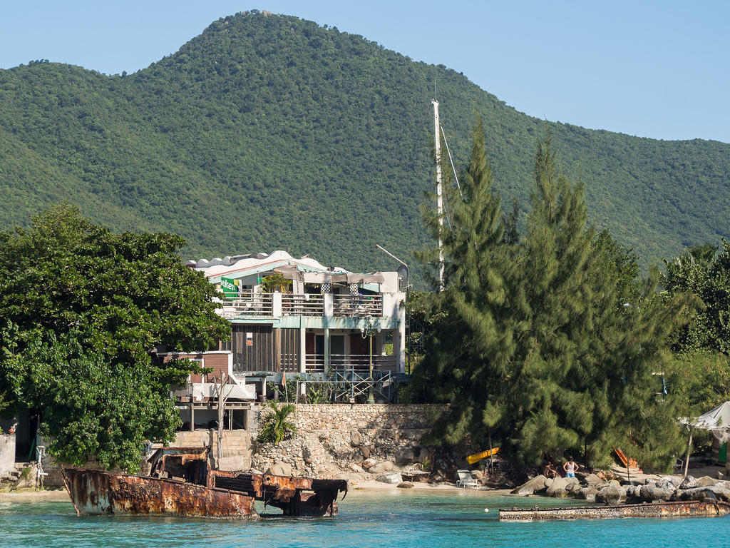 Rusted out ship, St Martin