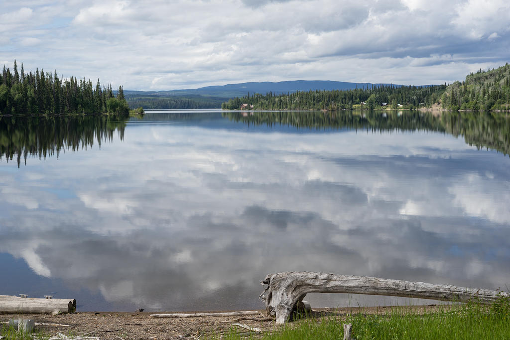 François Lake mirror