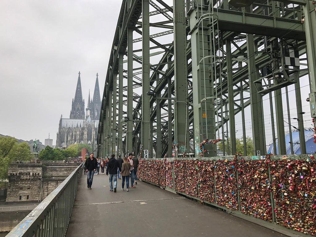 Hohenzollernbrücke