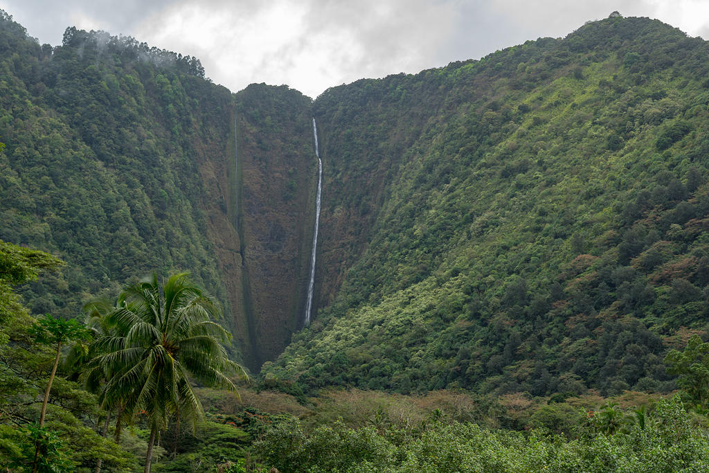 Hiilawe Falls