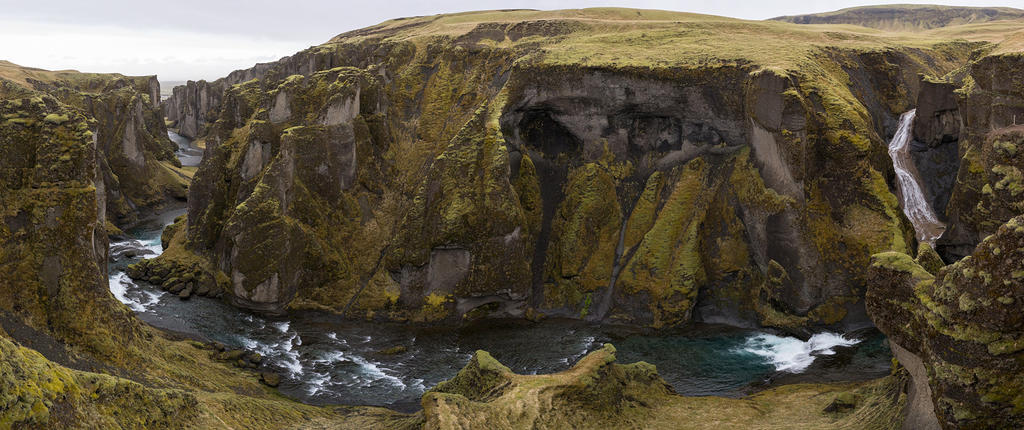 Fjaðrárgljúfur panoramic