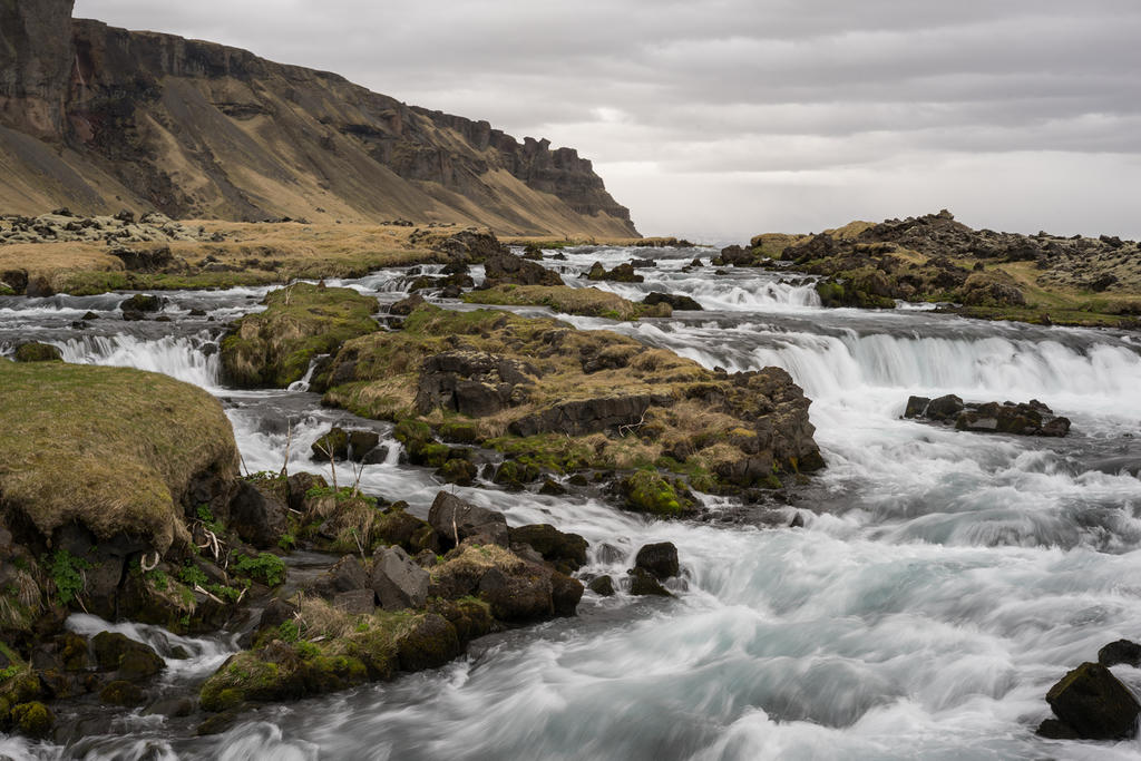 Roadside waterfalls