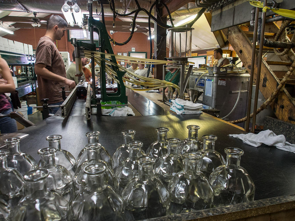 Bottling Blanton's bourbon