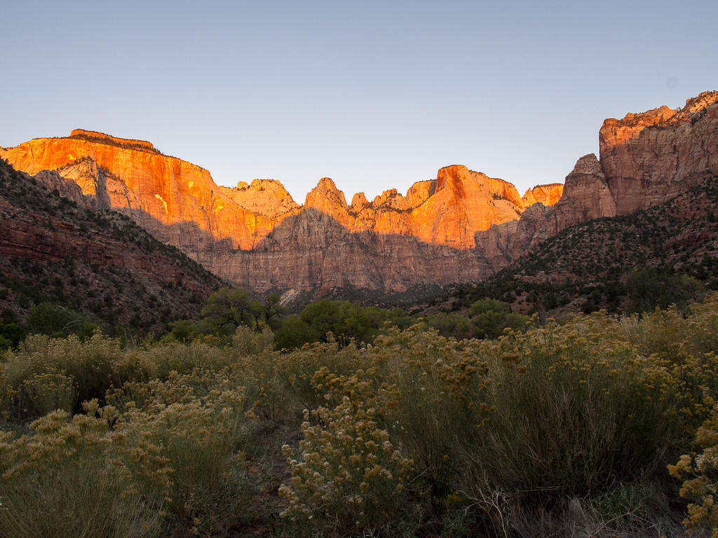 Zion sunrise - Towers of the Virgin
