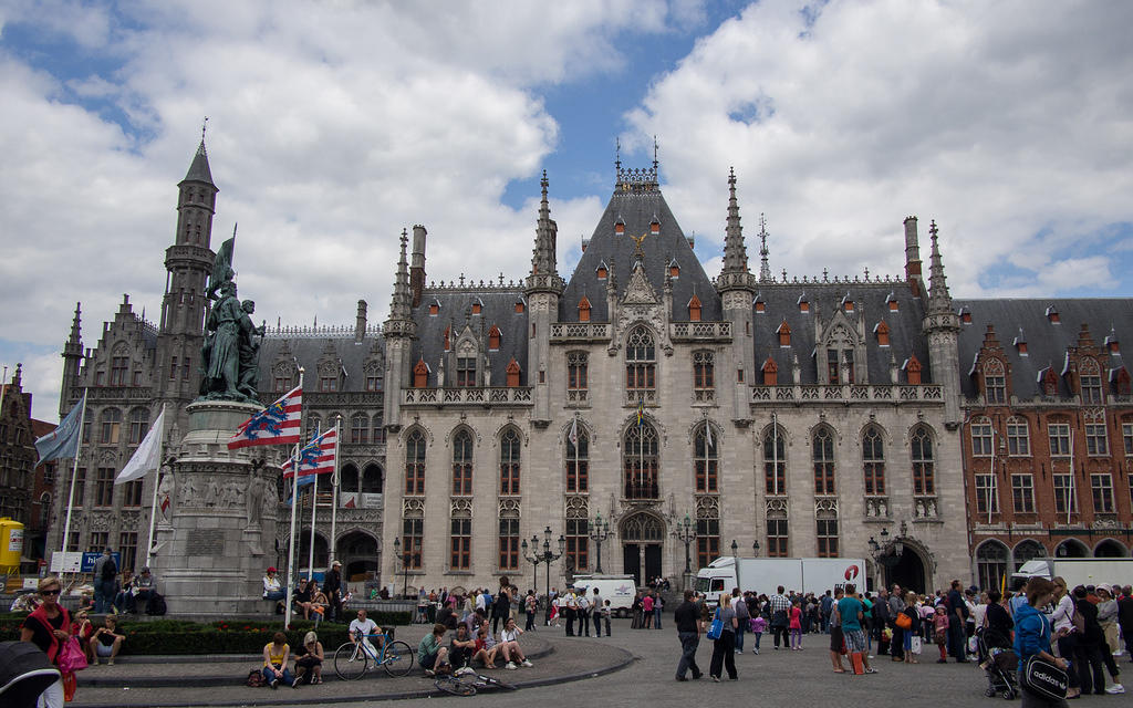 Bruges square