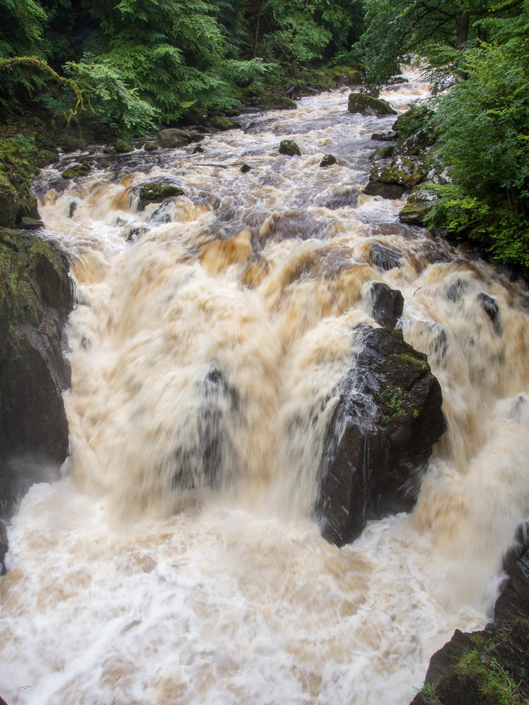 Black Linn Falls