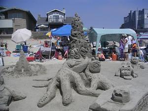 Alien sand castles