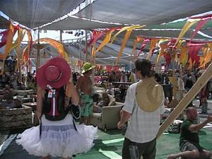 Anna and Pete wander into Center Camp to get their cafine fix