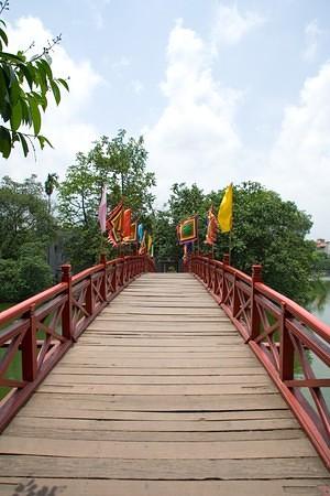 Ngoc Son bridge flags