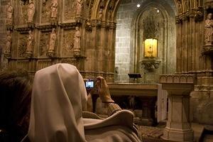 Taking photos of the Holy Chalice of Valencia