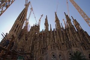 Construction on Sagrada Família