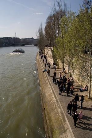 Spring along the Seine walkway