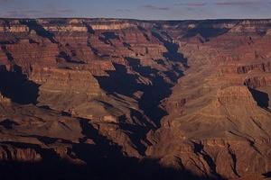 Last rays of sun at Yavapai Point