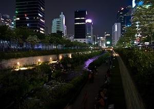 Seoul river walk