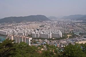 Looking down on Gimhae Hanguk Apartments