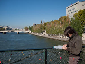 Sketching on Pont des Arts