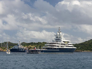 Roman Abramovich’s yacht, "Luna"