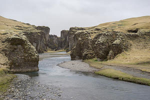Entrance to Fjaðrárgljúfur