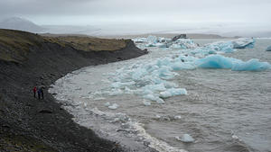 Jökulsárlón icebergs